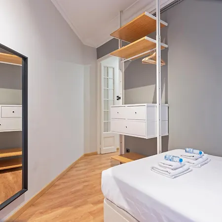 Alcam Entenza Apartment